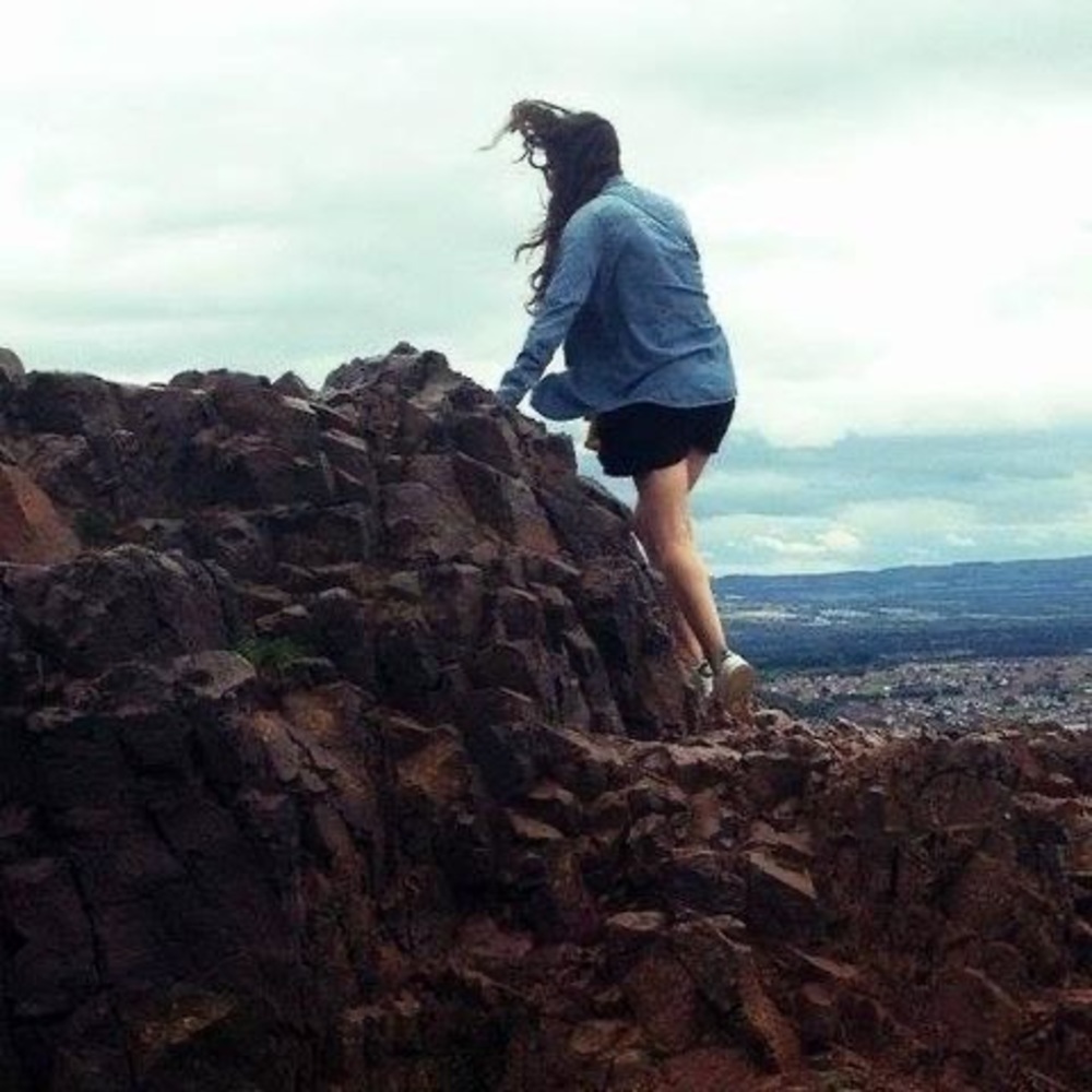 Meet your Posher, Ana